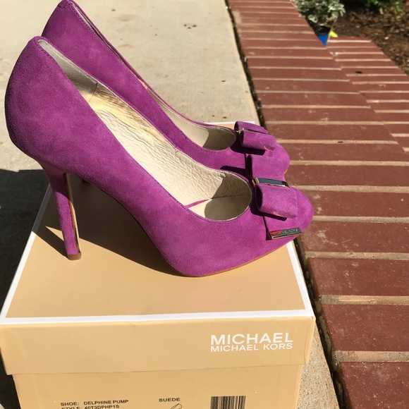Michael Kors suede Delphine pump size 6.5 - Picture 7 of 7